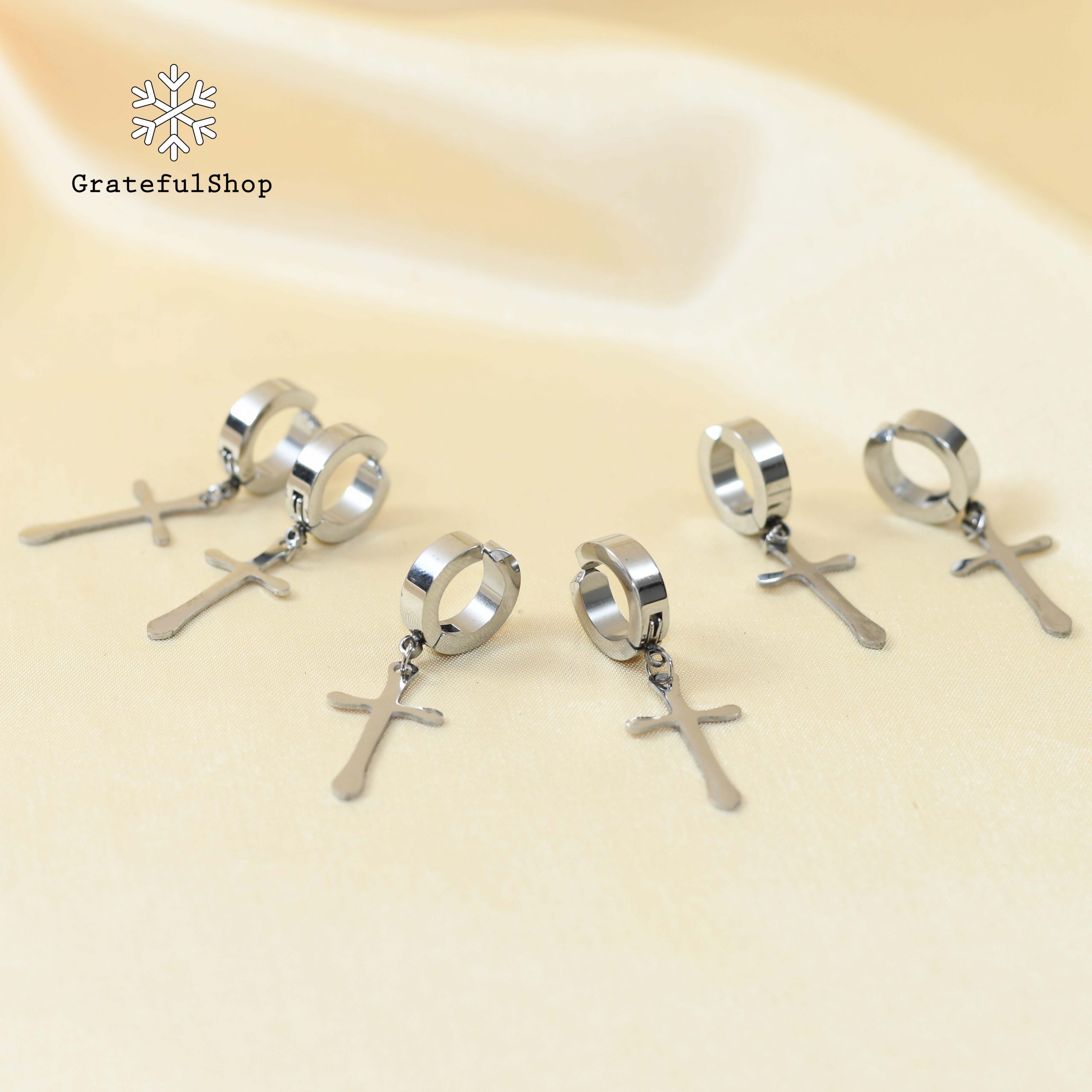 Anting Huggie - Image 2