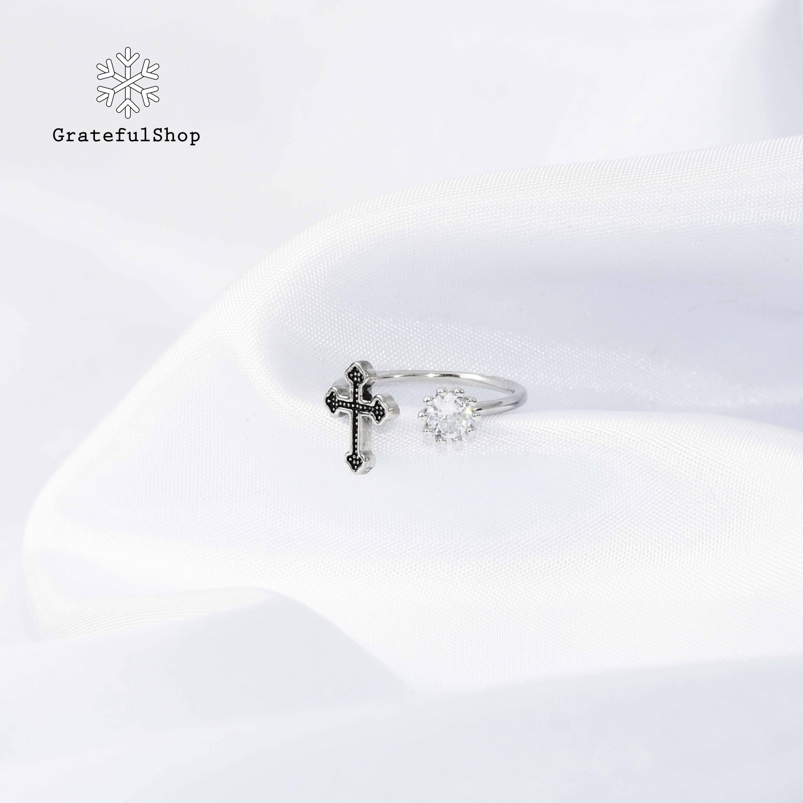 Cincin Cross Crown