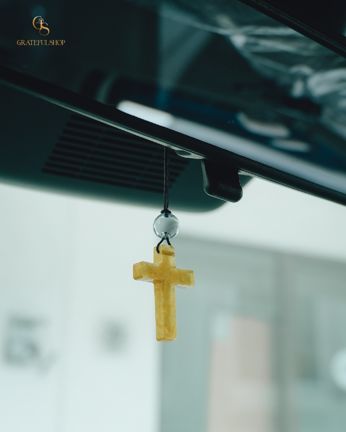 Grateful x Eora Official - Gantungan Mobil Salib Resin Gliter Kuning - Image 2